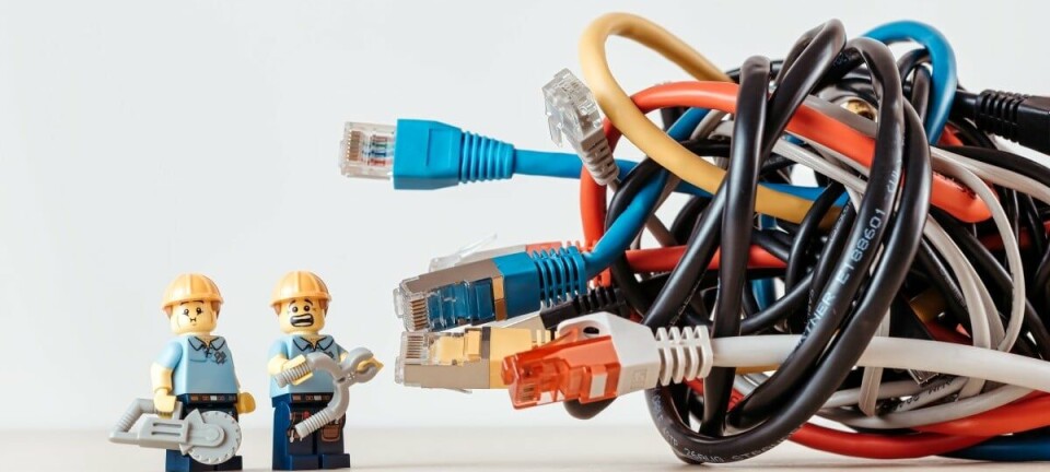 Workers fix data tangle