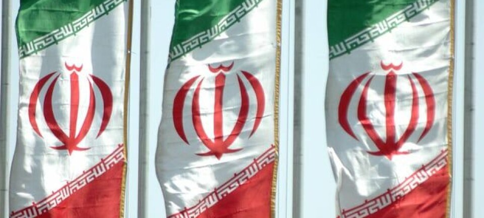 iran_flags_648
