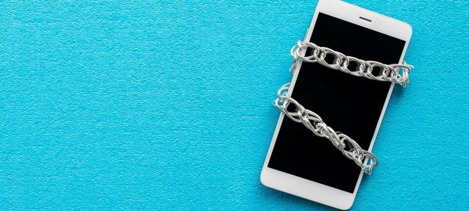 Smartphone in chains