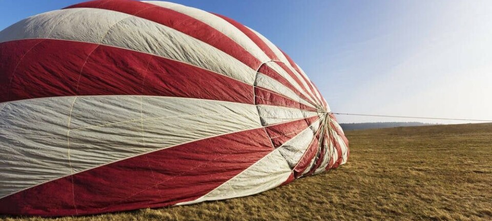hot air balloon decrease ressure