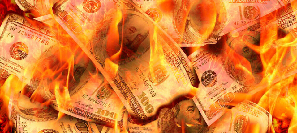 Illustration of money on fire