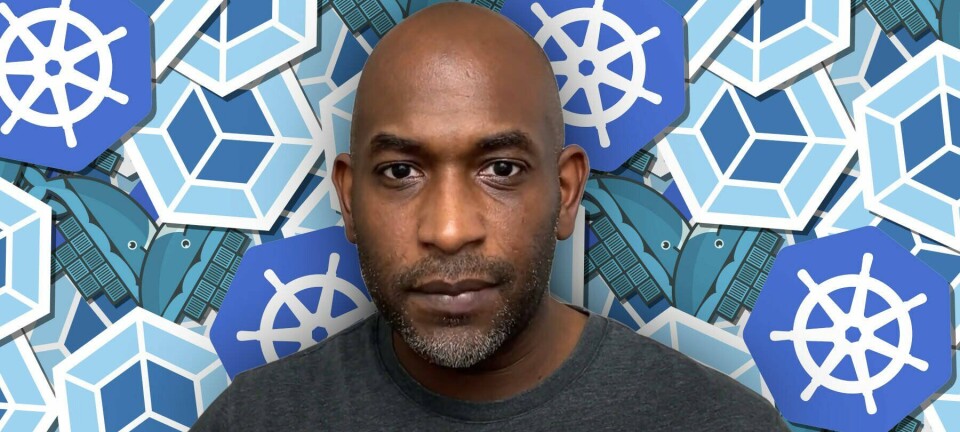 Illustration of Kelsey Hightower against a Kubernetes backdrop