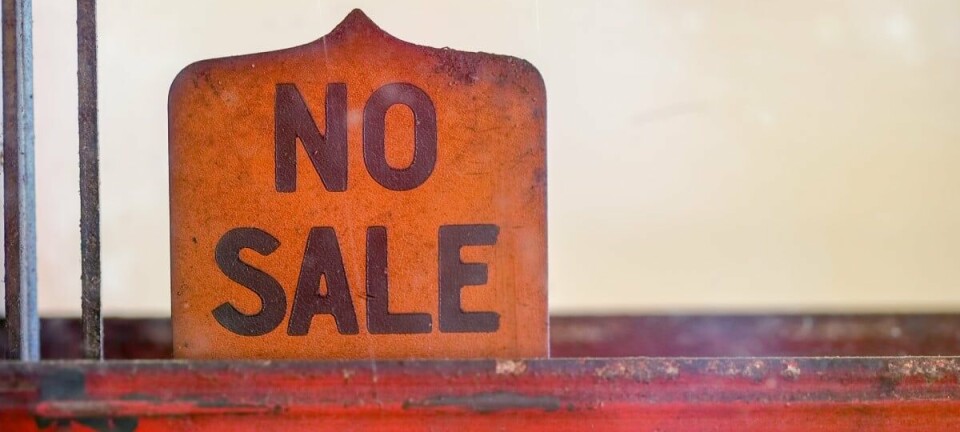 No Sale sign on vintage cash register