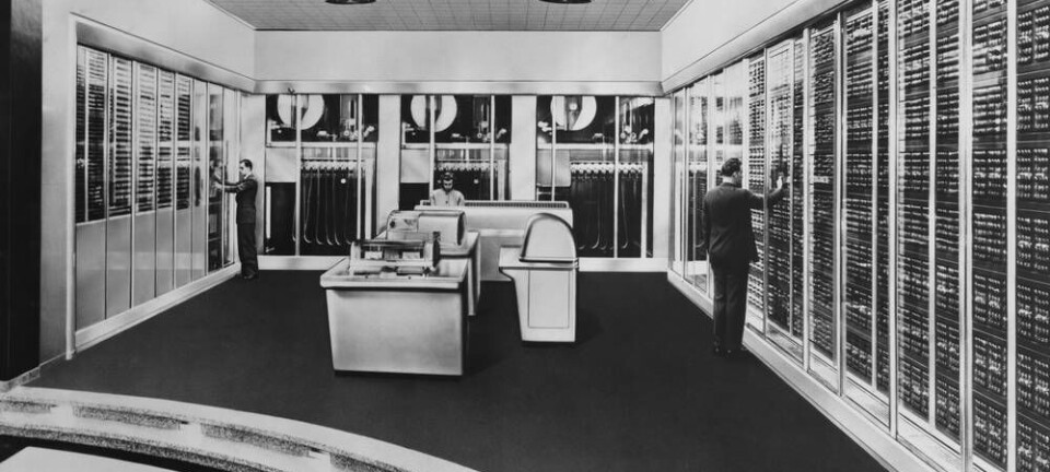 A vintage mainframe in action