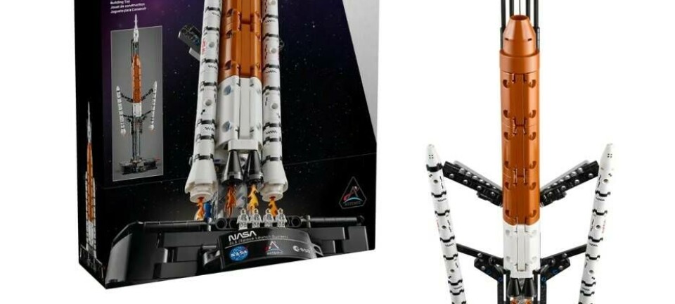 LEGO SLS set with box