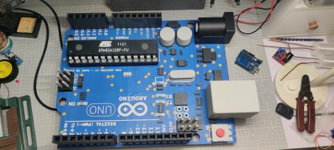 giant-arduino-uno