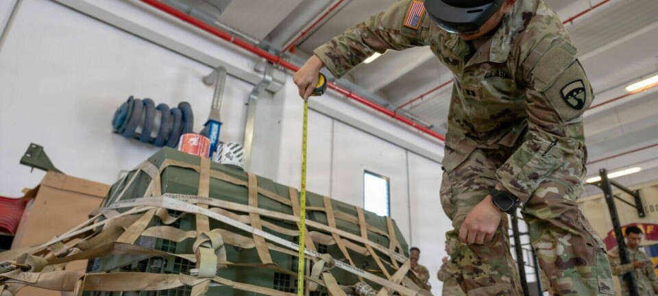 hololens-cargo-inspection