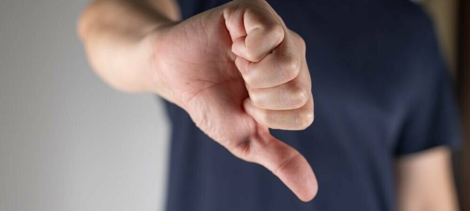 thumbs down